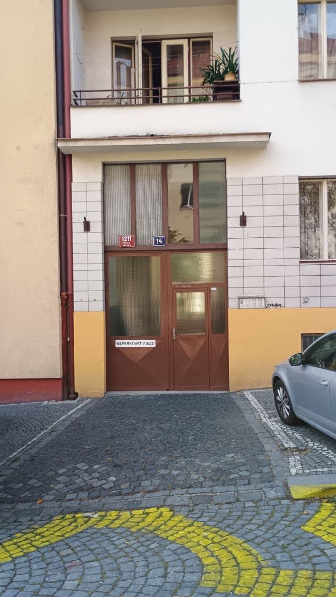 Prenájom garáže 20 m², Praha, Praha Prenájom garáže 20 m², Praha, Praha