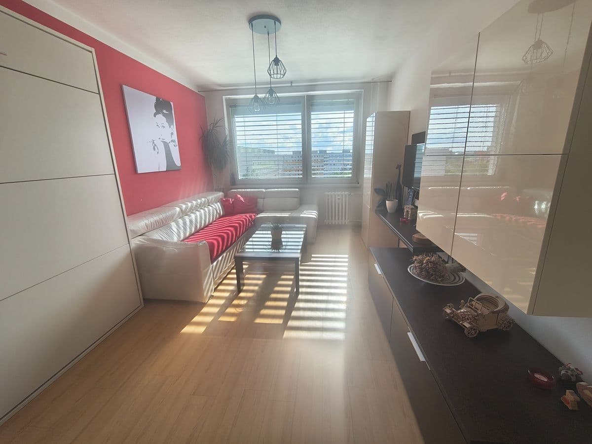 Prenájom bytu 2-izbový 46 m², Neustupného, Praha, Praha Prenájom bytu 2-izbový 46 m², Neustupného, Praha, Praha