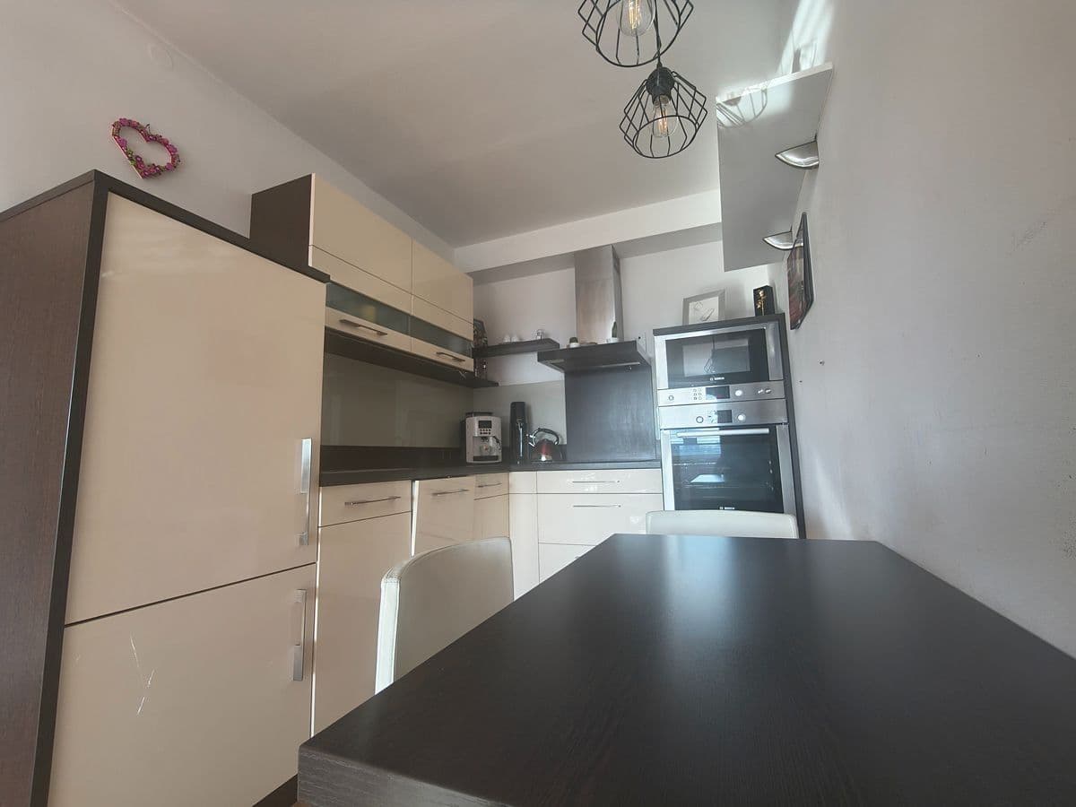 Prenájom bytu 2-izbový 46 m², Neustupného, Praha, Praha Prenájom bytu 2-izbový 46 m², Neustupného, Praha, Praha