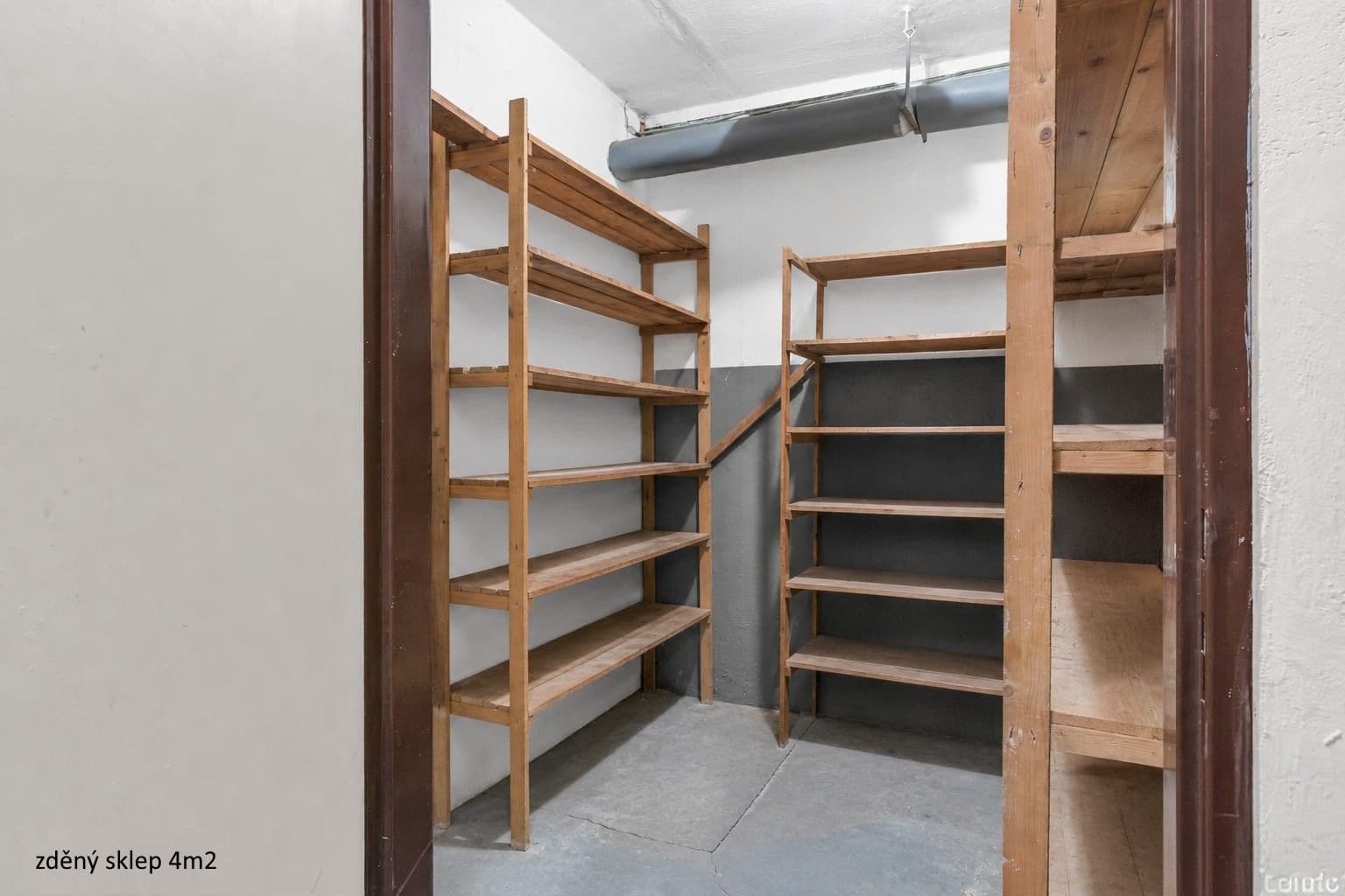 Prenájom bytu 4-izbový 78 m², Ohradní, Praha, Praha Prenájom bytu 4-izbový 78 m², Ohradní, Praha, Praha