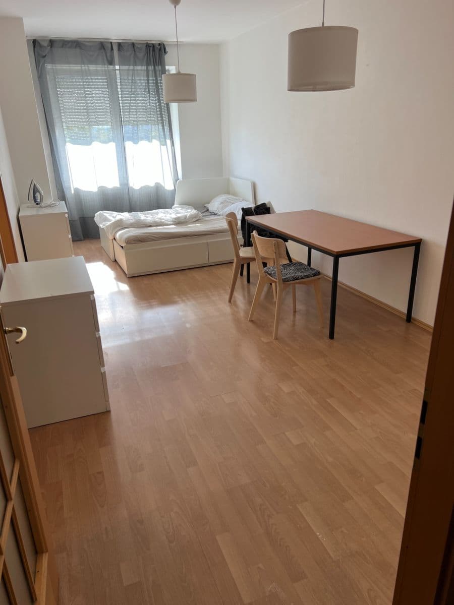 Prenájom bytu 2-izbový 48 m², Chotovická, Praha, Praha Prenájom bytu 2-izbový 48 m², Chotovická, Praha, Praha