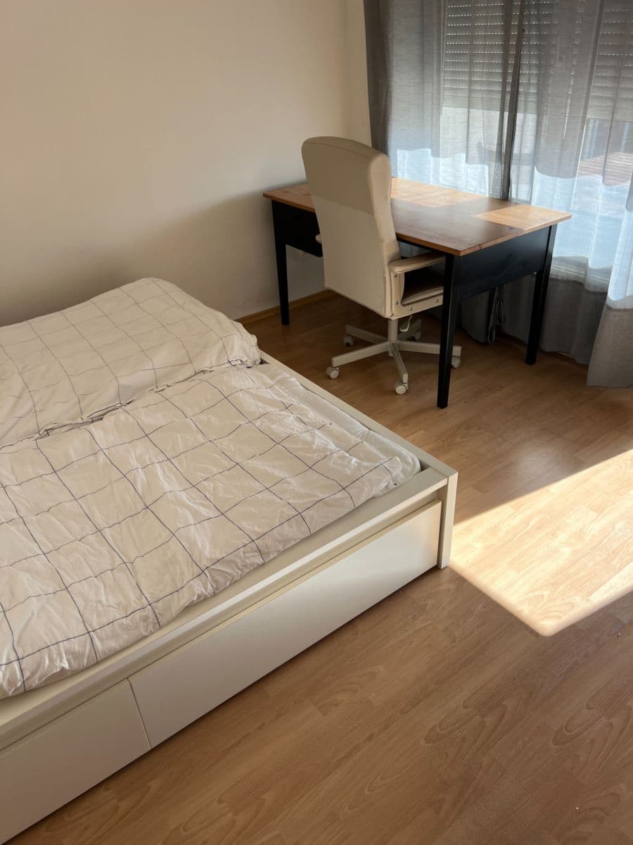 Prenájom bytu 2-izbový 48 m², Chotovická, Praha, Praha Prenájom bytu 2-izbový 48 m², Chotovická, Praha, Praha