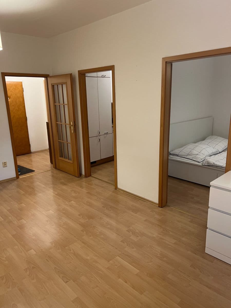 Prenájom bytu 2-izbový 48 m², Chotovická, Praha, Praha Prenájom bytu 2-izbový 48 m², Chotovická, Praha, Praha