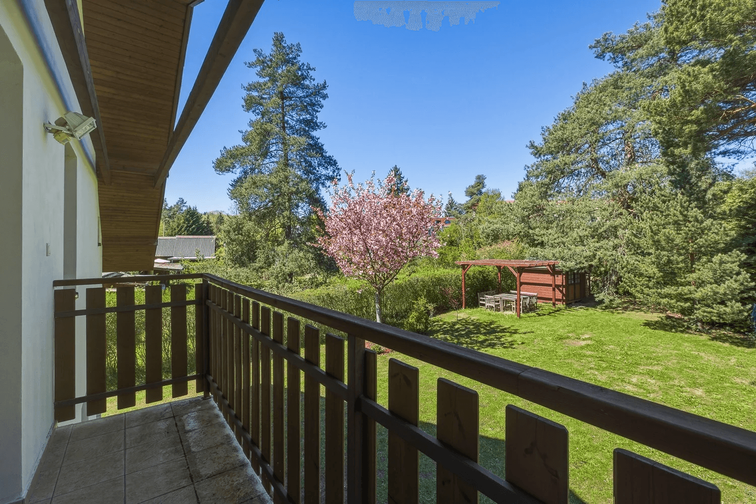 Predaj rekreačného objektu 155 m², pozemok 705 m², Slapy, Středočeský kraj Predaj rekreačného objektu 155 m², pozemok 705 m², Slapy, Středočeský kraj