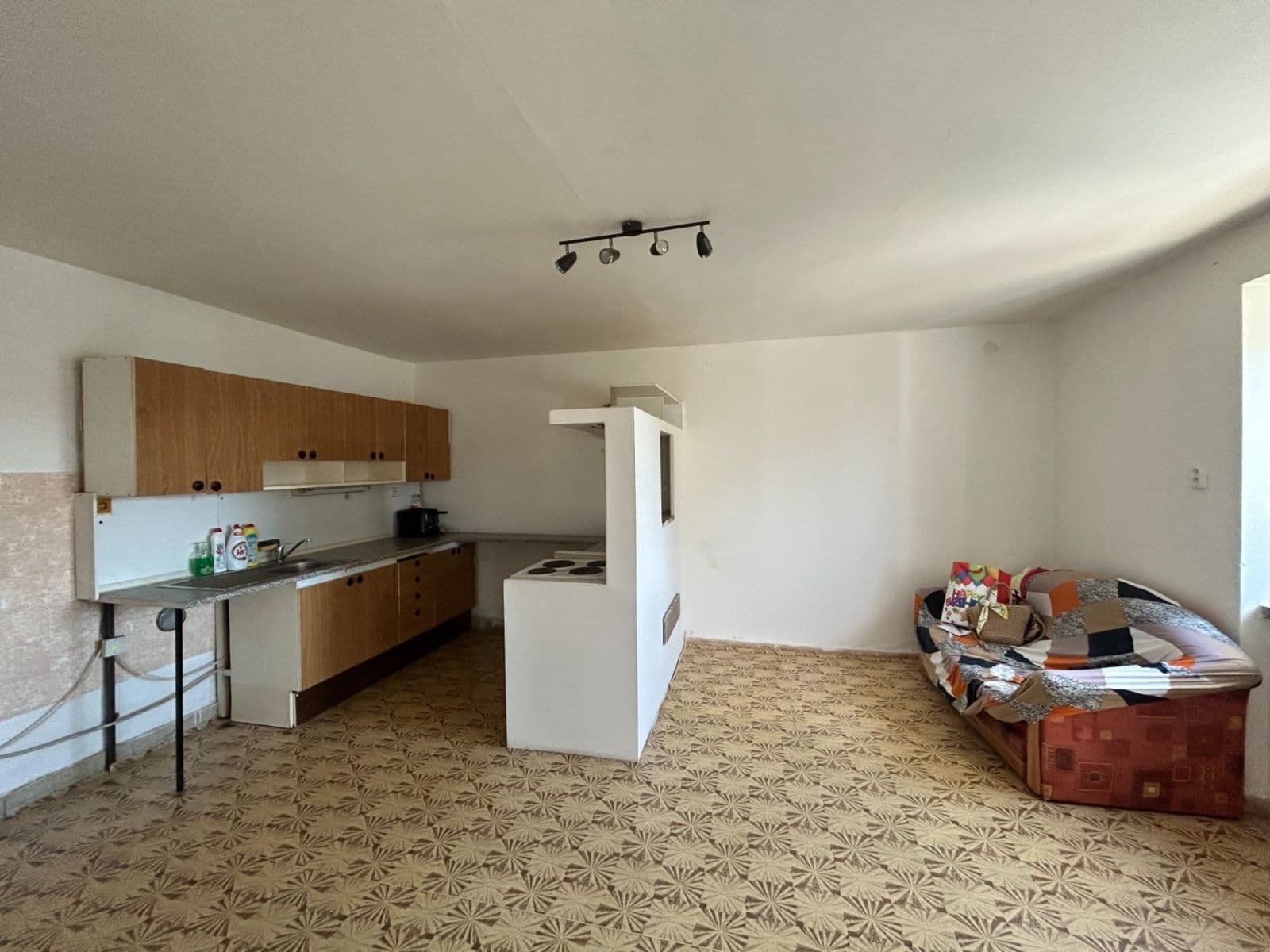 Predaj bytu 3-izbový 70 m², Revoluční, Žďár nad Sázavou, Kraj Vysočina Predaj bytu 3-izbový 70 m², Revoluční, Žďár nad Sázavou, Kraj Vysočina