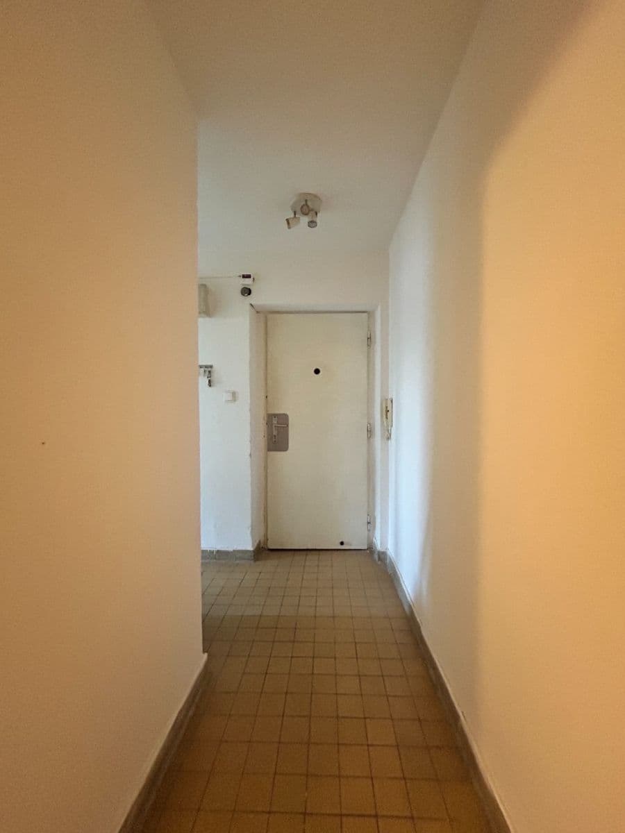 Predaj bytu 3-izbový 70 m², Revoluční, Žďár nad Sázavou, Kraj Vysočina Predaj bytu 3-izbový 70 m², Revoluční, Žďár nad Sázavou, Kraj Vysočina