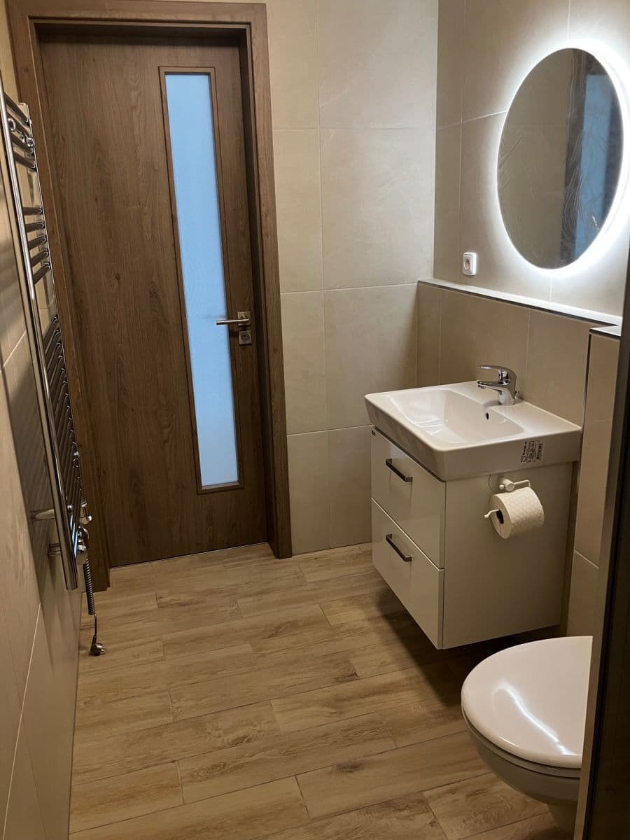 Prenájom bytu 2-izbový 56 m², Stromovka, Havlíčkův Brod, Kraj Vysočina Prenájom bytu 2-izbový 56 m², Stromovka, Havlíčkův Brod, Kraj Vysočina