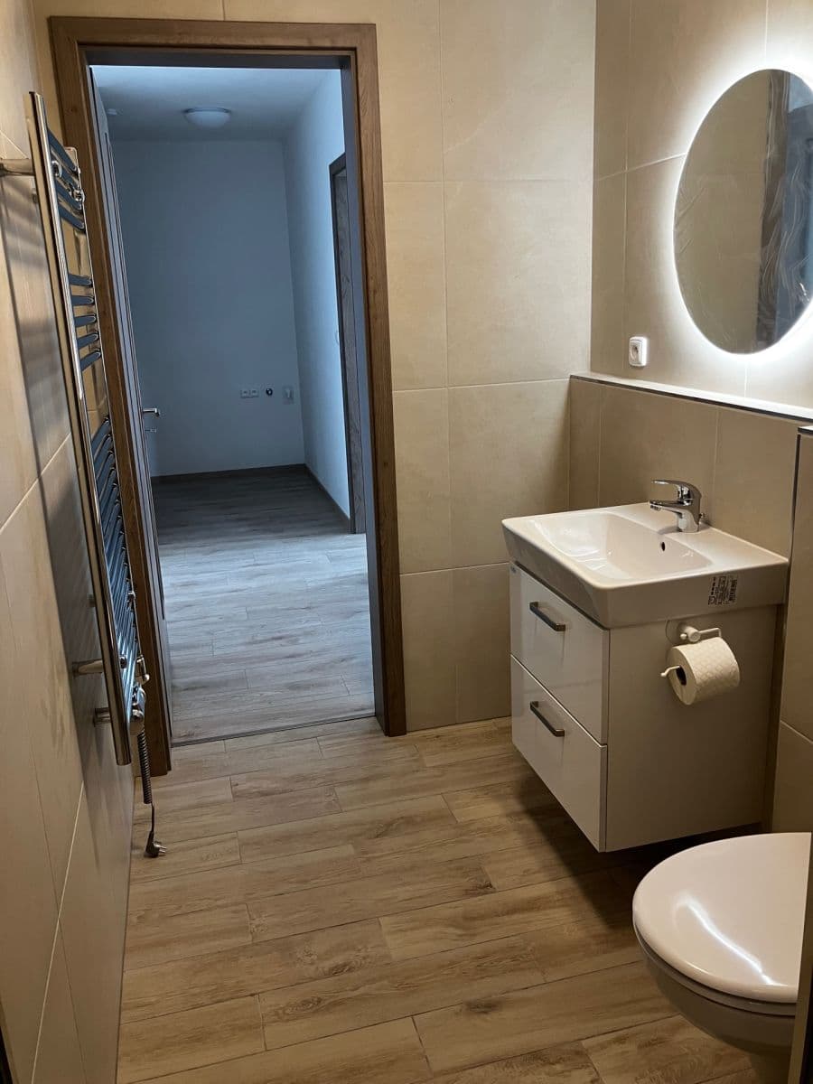 Prenájom bytu 2-izbový 56 m², Stromovka, Havlíčkův Brod, Kraj Vysočina Prenájom bytu 2-izbový 56 m², Stromovka, Havlíčkův Brod, Kraj Vysočina