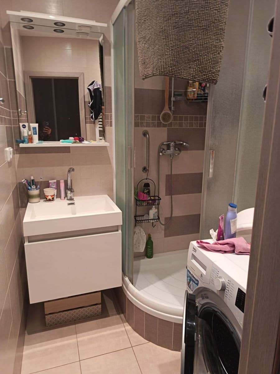 Predaj bytu 3-izbový 74 m², Albieriho, Jaroměř, Královéhradecký kraj Predaj bytu 3-izbový 74 m², Albieriho, Jaroměř, Královéhradecký kraj