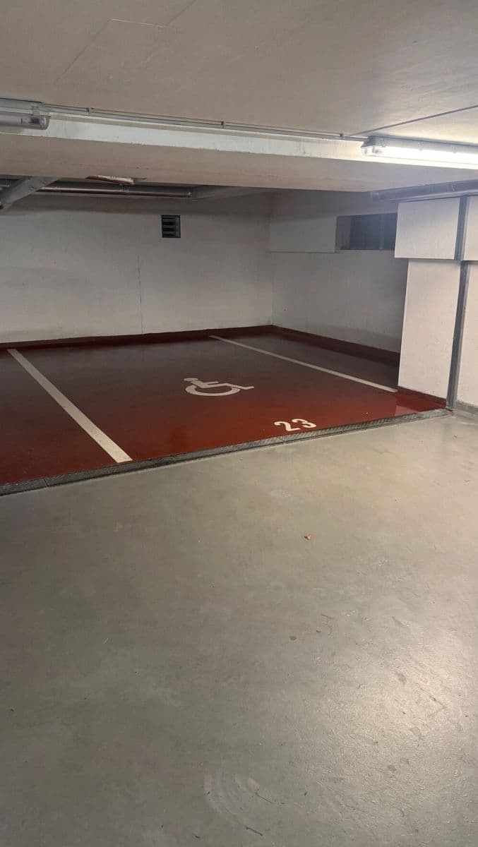 Predaj garáže 33 m², Václava Trojana, Praha, Praha Predaj garáže 33 m², Václava Trojana, Praha, Praha