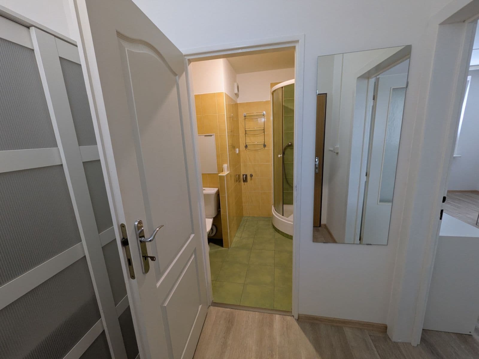 Prenájom bytu 1-izbový 35 m², Valentova, Praha, Praha Prenájom bytu 1-izbový 35 m², Valentova, Praha, Praha