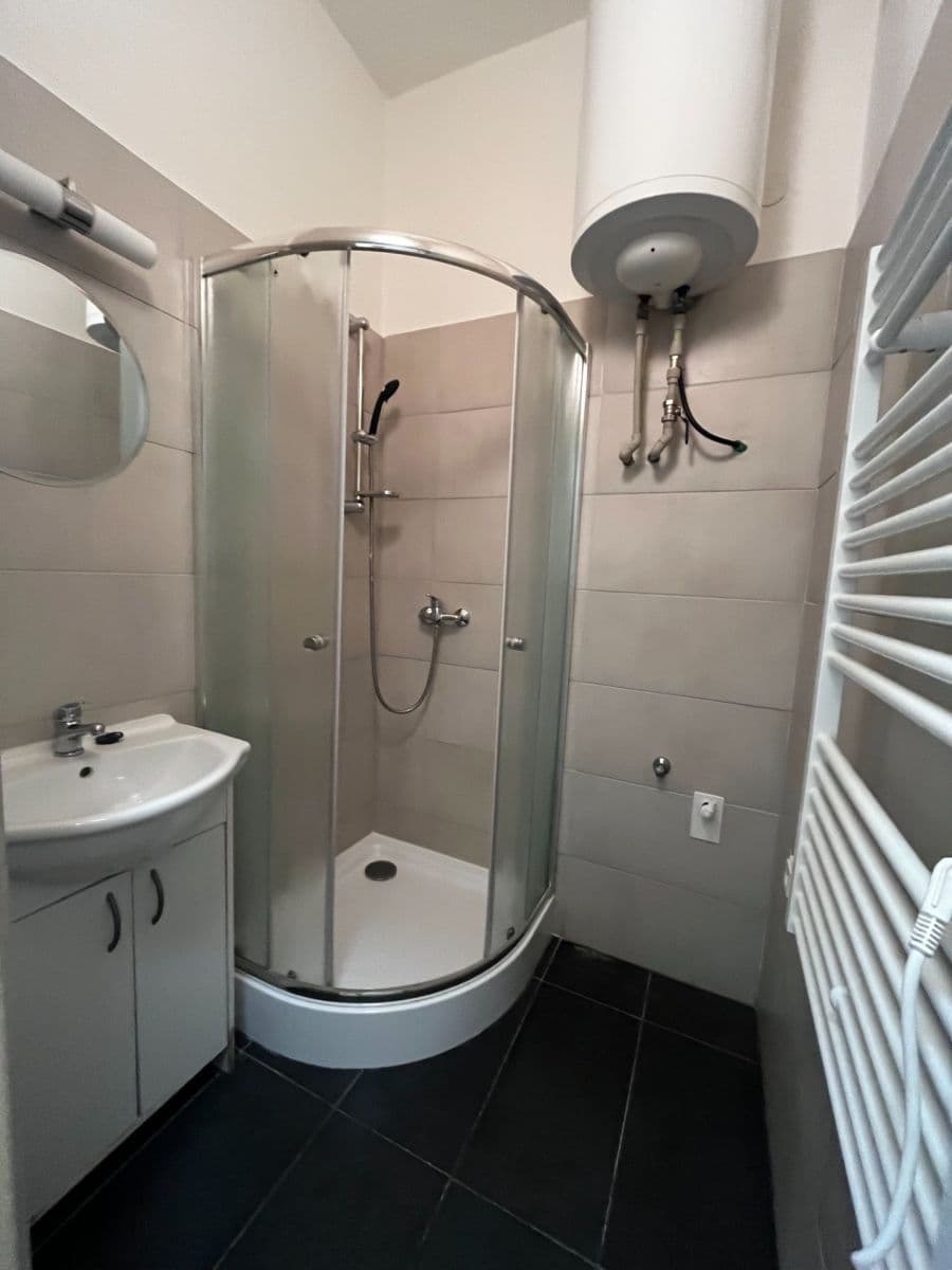 Predaj bytu 1-izbový 28 m², Víta Nejedlého, Chrudim, Pardubický kraj Predaj bytu 1-izbový 28 m², Víta Nejedlého, Chrudim, Pardubický kraj