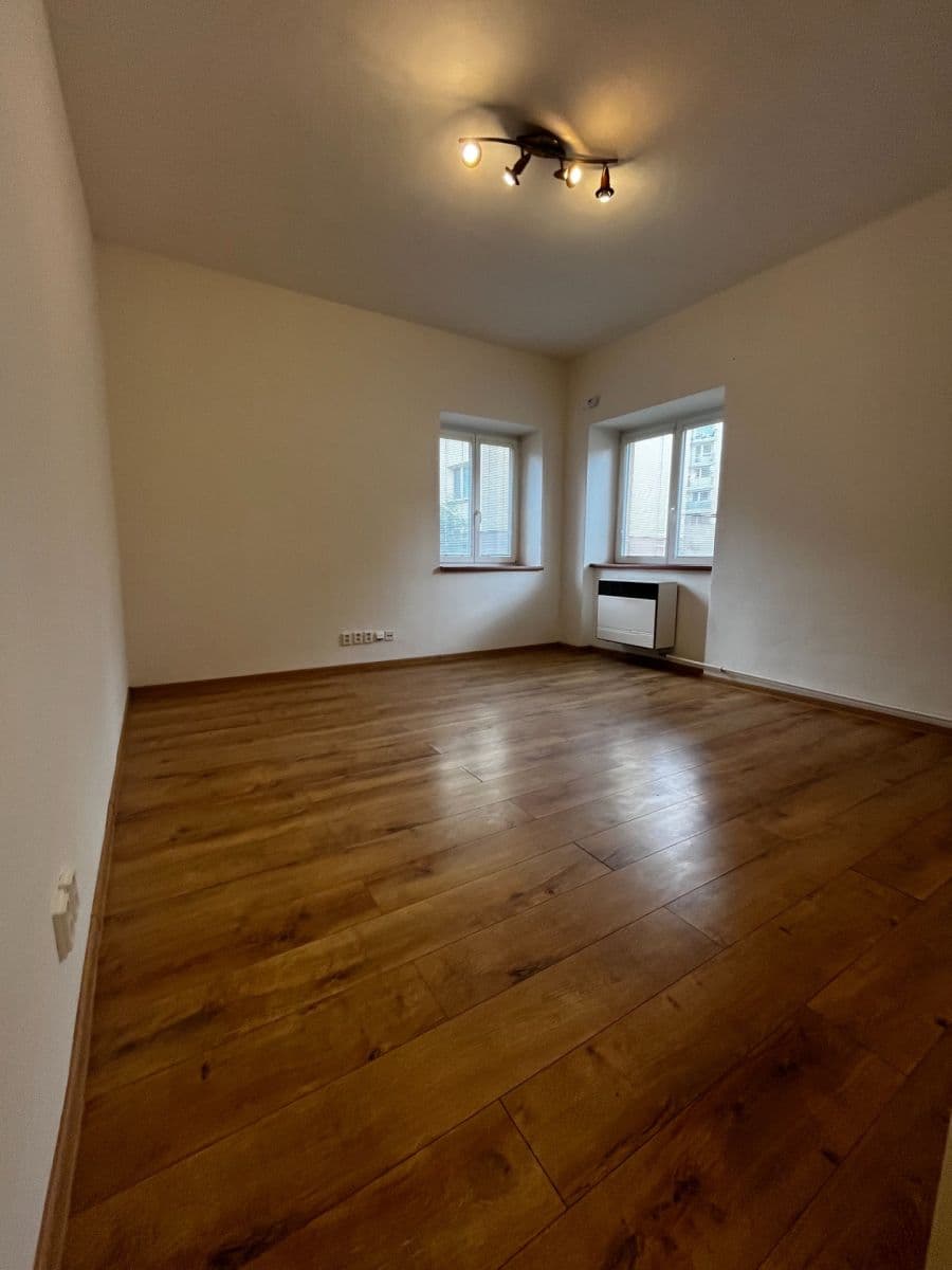 Predaj bytu 1-izbový 28 m², Víta Nejedlého, Chrudim, Pardubický kraj Predaj bytu 1-izbový 28 m², Víta Nejedlého, Chrudim, Pardubický kraj