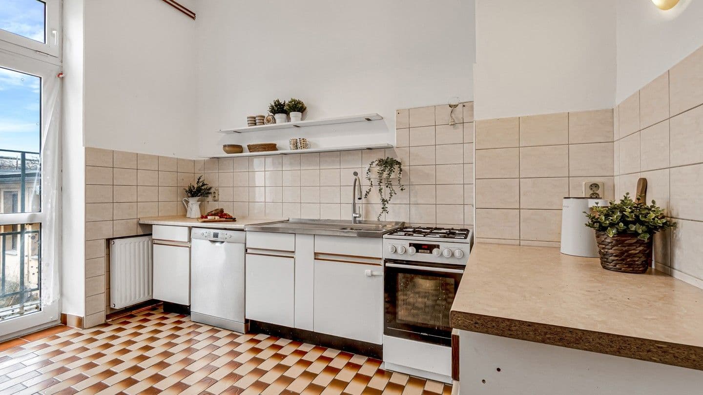 Predaj bytu 4-izbový 131 m², V Aleji, Jablonec nad Nisou, Liberecký kraj Predaj bytu 4-izbový 131 m², V Aleji, Jablonec nad Nisou, Liberecký kraj