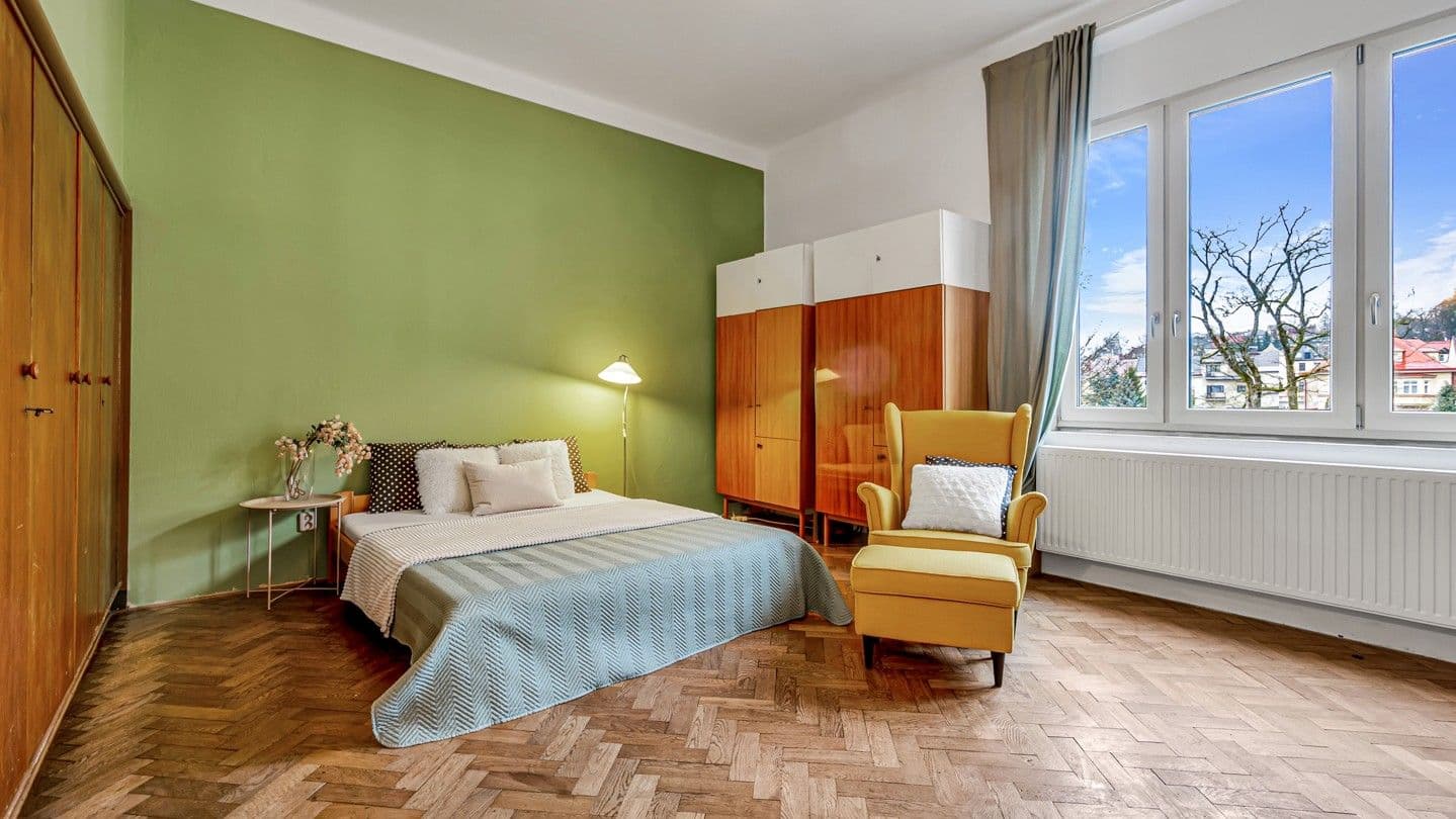 Predaj bytu 4-izbový 131 m², V Aleji, Jablonec nad Nisou, Liberecký kraj Predaj bytu 4-izbový 131 m², V Aleji, Jablonec nad Nisou, Liberecký kraj