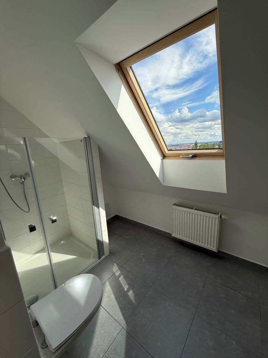 Prenájom bytu 85 m², Na Pískách, Praha, Praha Prenájom bytu 85 m², Na Pískách, Praha, Praha