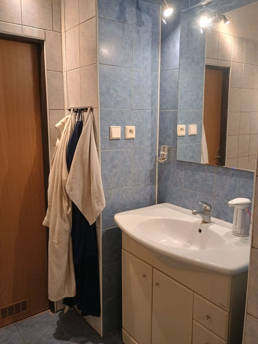 Prenájom bytu 2-izbový 45 m², U Pergamenky, Praha, Praha Prenájom bytu 2-izbový 45 m², U Pergamenky, Praha, Praha