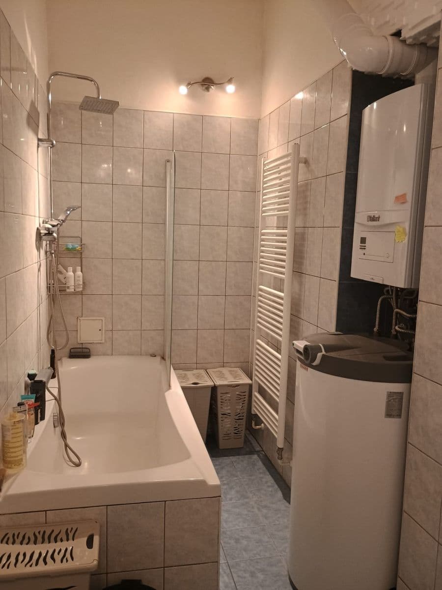 Prenájom bytu 2-izbový 45 m², U Pergamenky, Praha, Praha Prenájom bytu 2-izbový 45 m², U Pergamenky, Praha, Praha