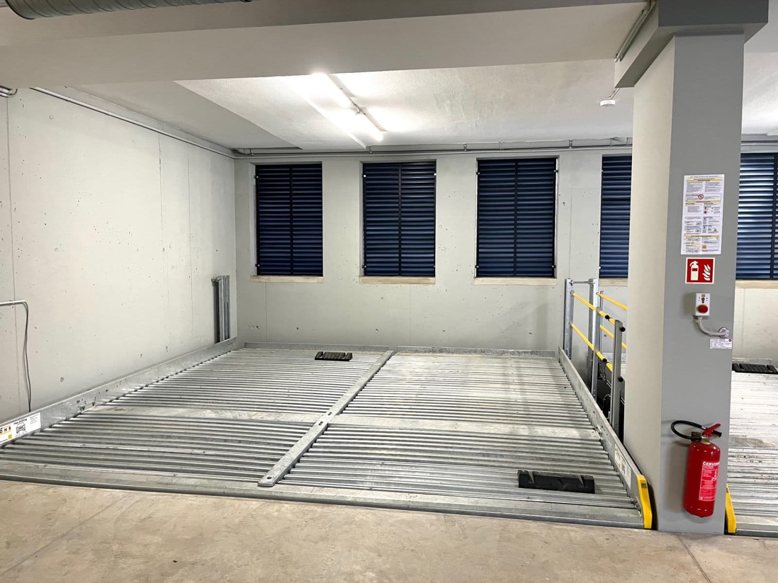 Prenájom garáže 12 m², Zborovská, Brno, Jihomoravský kraj Prenájom garáže 12 m², Zborovská, Brno, Jihomoravský kraj