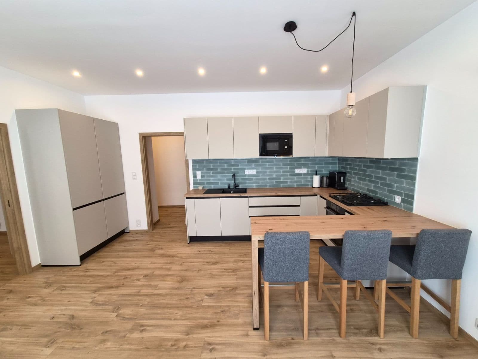Prenájom bytu 2-izbový 49 m², Na Hanspaulce, Praha, Praha Prenájom bytu 2-izbový 49 m², Na Hanspaulce, Praha, Praha