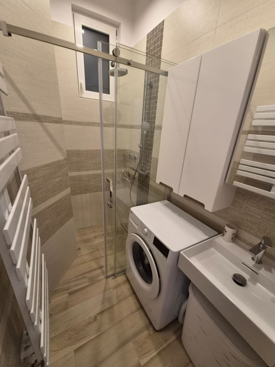Prenájom bytu 2-izbový 49 m², Na Hanspaulce, Praha, Praha Prenájom bytu 2-izbový 49 m², Na Hanspaulce, Praha, Praha
