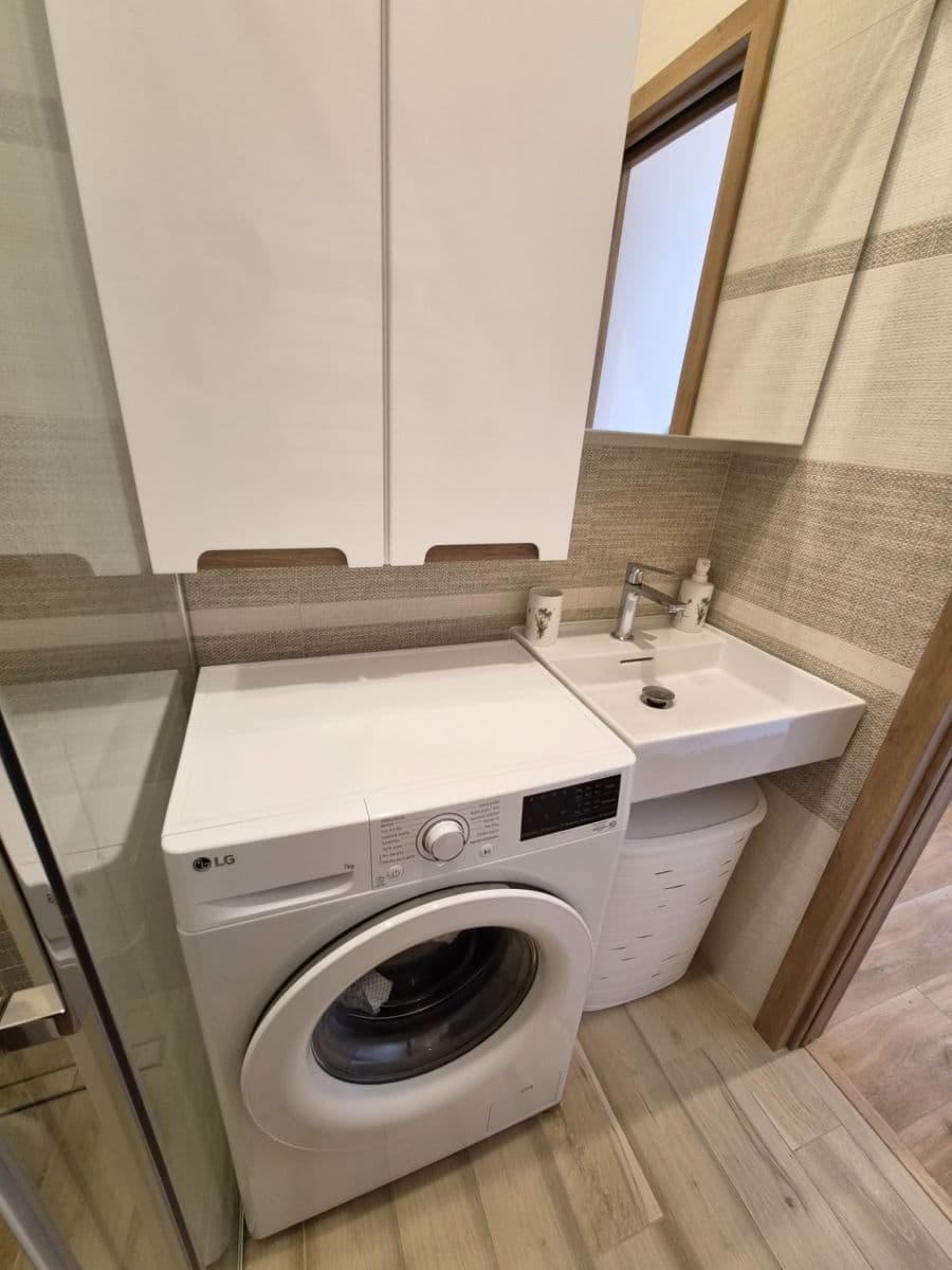 Prenájom bytu 2-izbový 49 m², Na Hanspaulce, Praha, Praha Prenájom bytu 2-izbový 49 m², Na Hanspaulce, Praha, Praha