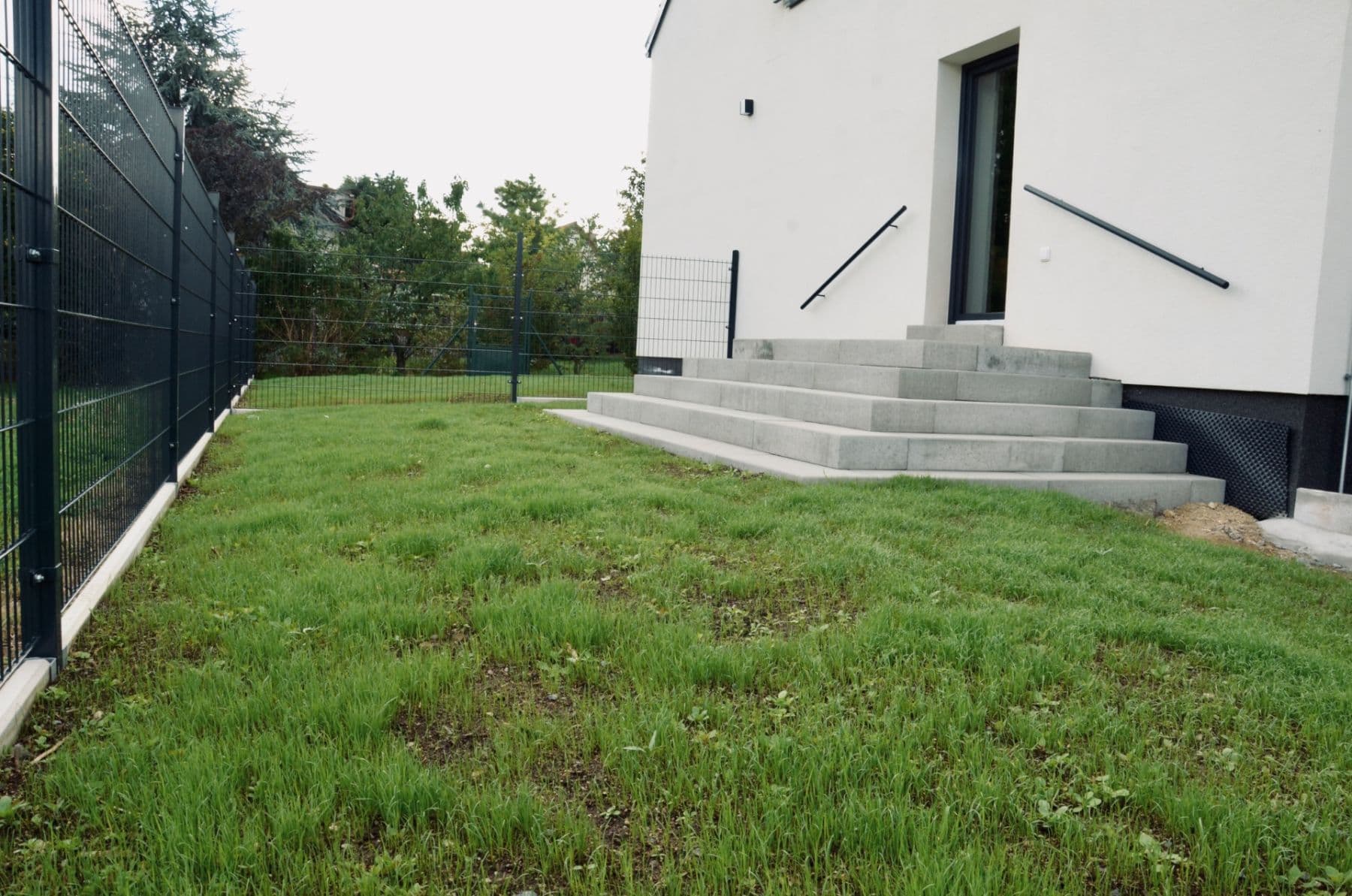 Prenájom bytu 3-izbový 52 m², Vranov, Středočeský kraj Prenájom bytu 3-izbový 52 m², Vranov, Středočeský kraj