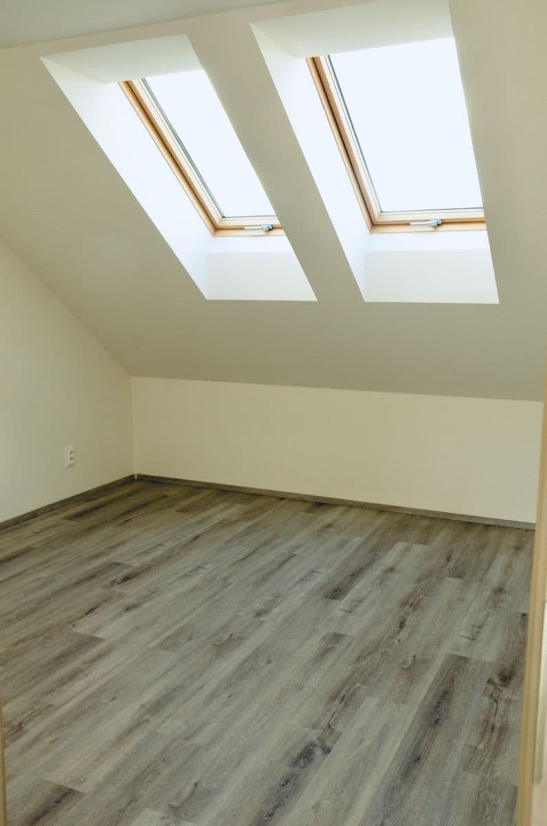 Prenájom bytu 2-izbový 52 m², Vranov, Středočeský kraj Prenájom bytu 2-izbový 52 m², Vranov, Středočeský kraj