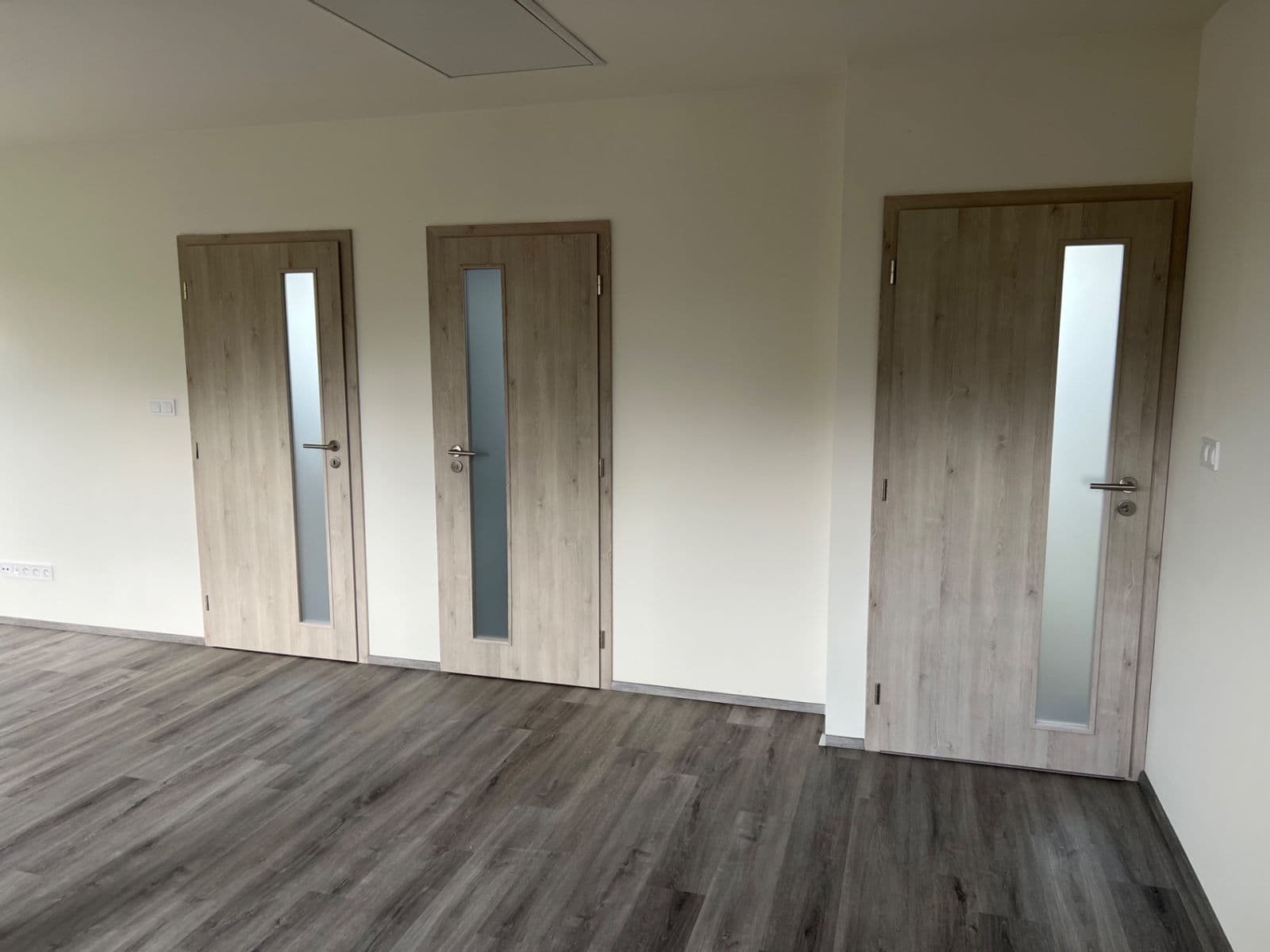 Prenájom bytu 2-izbový 62 m², Vranov, Středočeský kraj Prenájom bytu 2-izbový 62 m², Vranov, Středočeský kraj