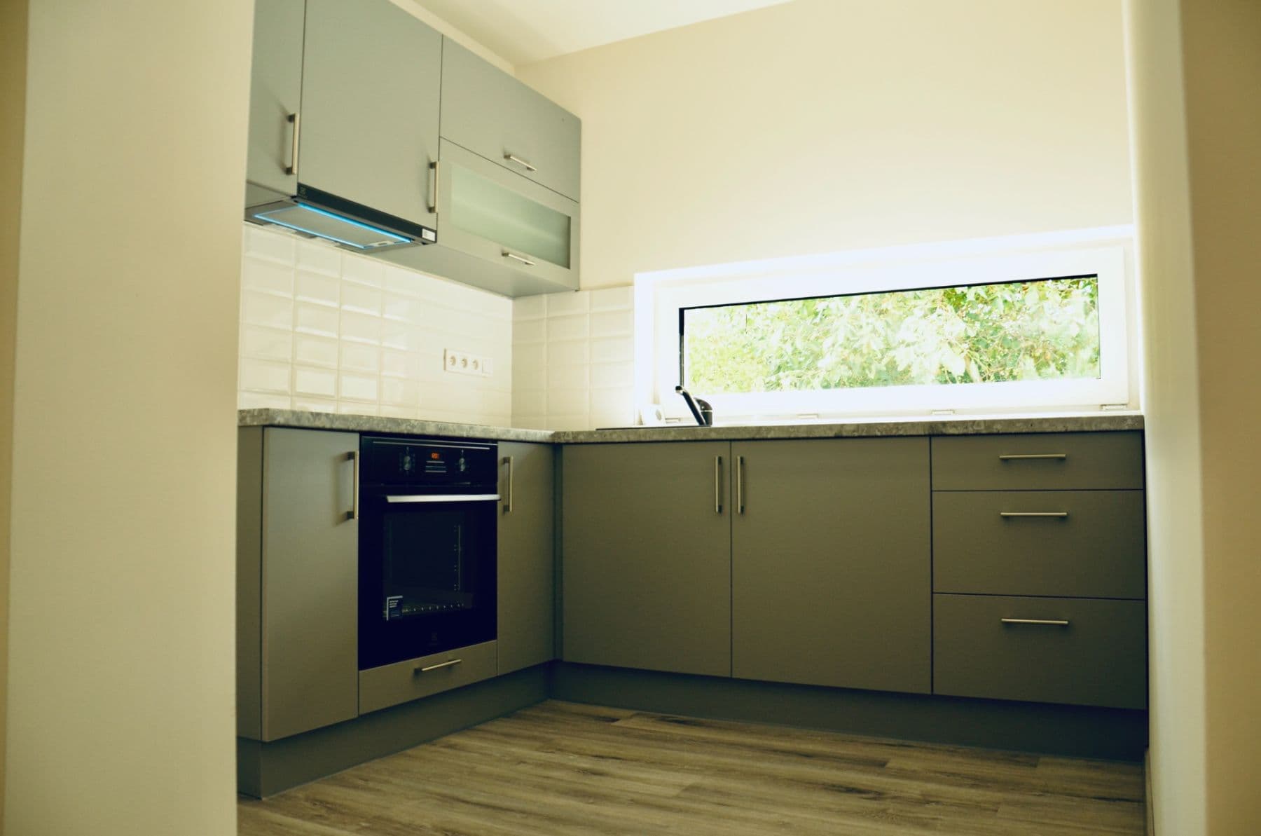 Prenájom bytu 4-izbový 74 m², Vranov, Středočeský kraj Prenájom bytu 4-izbový 74 m², Vranov, Středočeský kraj