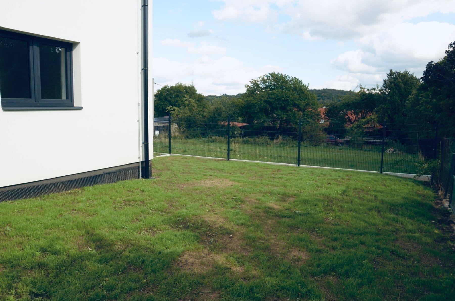 Prenájom bytu 4-izbový 74 m², Vranov, Středočeský kraj Prenájom bytu 4-izbový 74 m², Vranov, Středočeský kraj