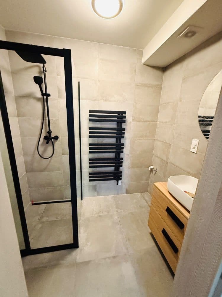 Prenájom bytu 3-izbový 74 m², Vranov, Středočeský kraj Prenájom bytu 3-izbový 74 m², Vranov, Středočeský kraj