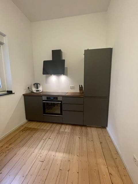 Prenájom bytu 3-izbový 86 m², Kreuzbergstraße 20, Düsseldorf, Severné Porýnie - Westfálsko Prenájom bytu 3-izbový 86 m², Kreuzbergstraße 20, Düsseldorf, Severné Porýnie - Westfálsko