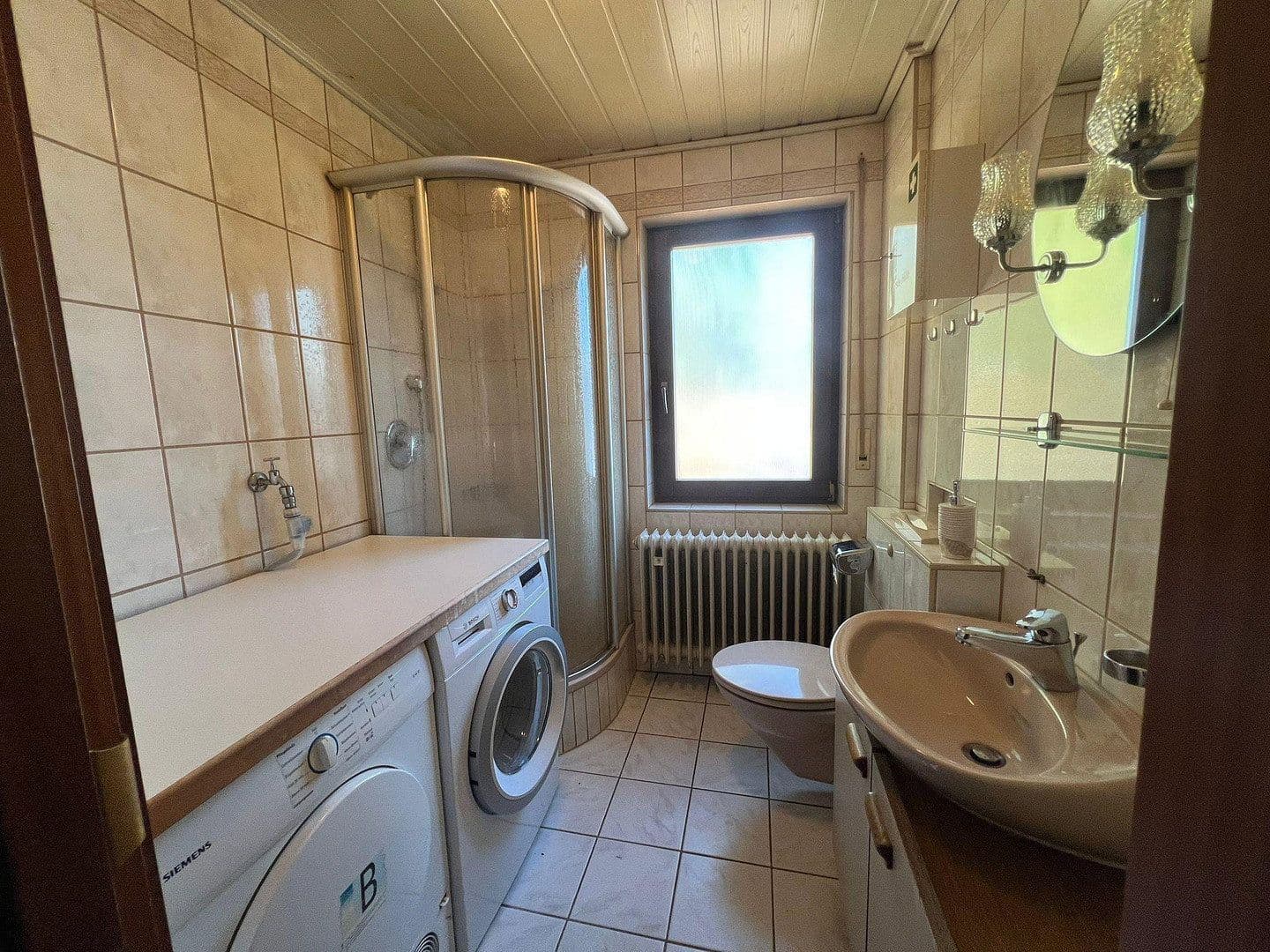 Prenájom bytu 4-izbový 120 m², Lauterbach, Bádensko-Wurttembersko Prenájom bytu 4-izbový 120 m², Lauterbach, Bádensko-Wurttembersko
