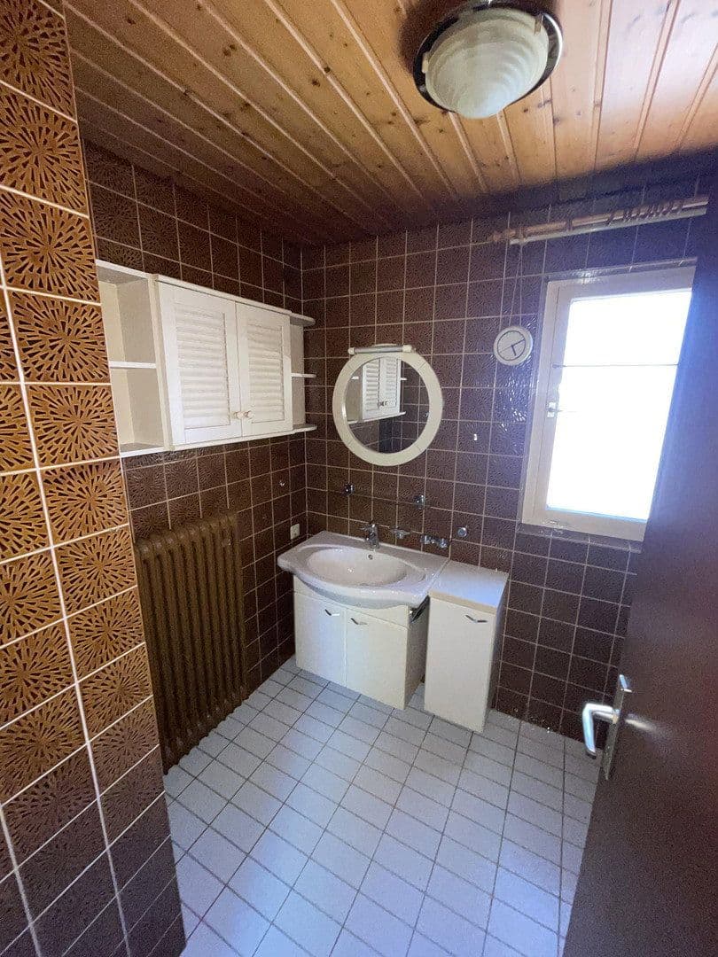 Prenájom bytu 4-izbový 120 m², Lauterbach, Bádensko-Wurttembersko Prenájom bytu 4-izbový 120 m², Lauterbach, Bádensko-Wurttembersko