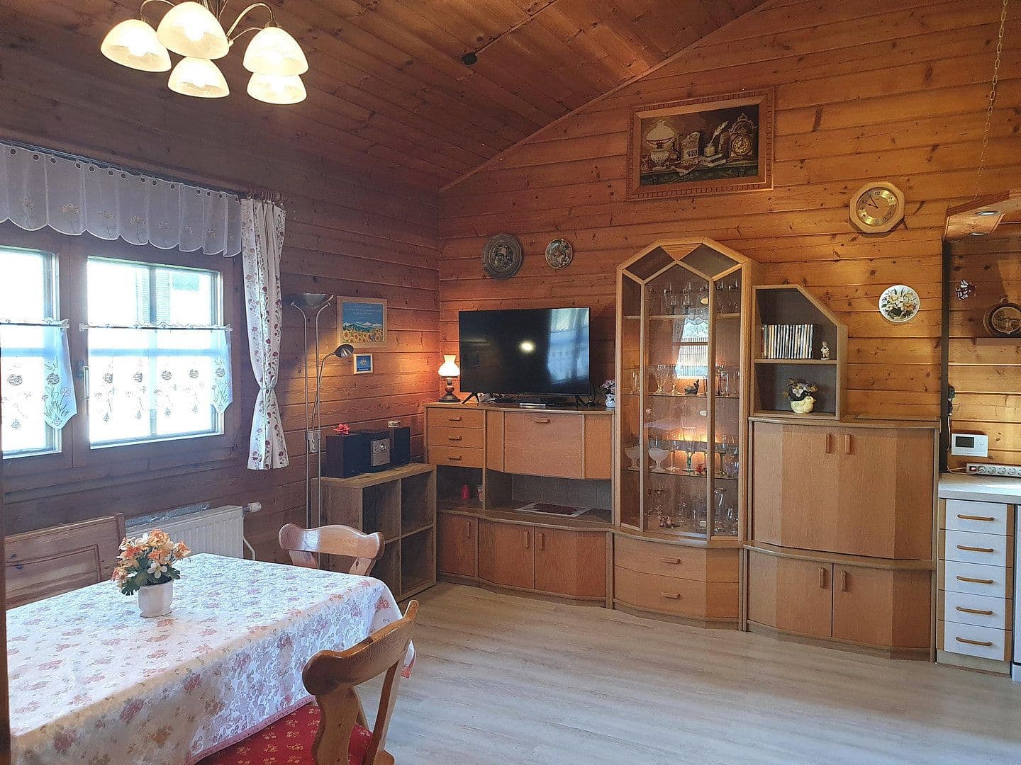 Predaj domu 70 m², pozemok 680 m², Neuhaus am Inn, Bavorsko Predaj domu 70 m², pozemok 680 m², Neuhaus am Inn, Bavorsko