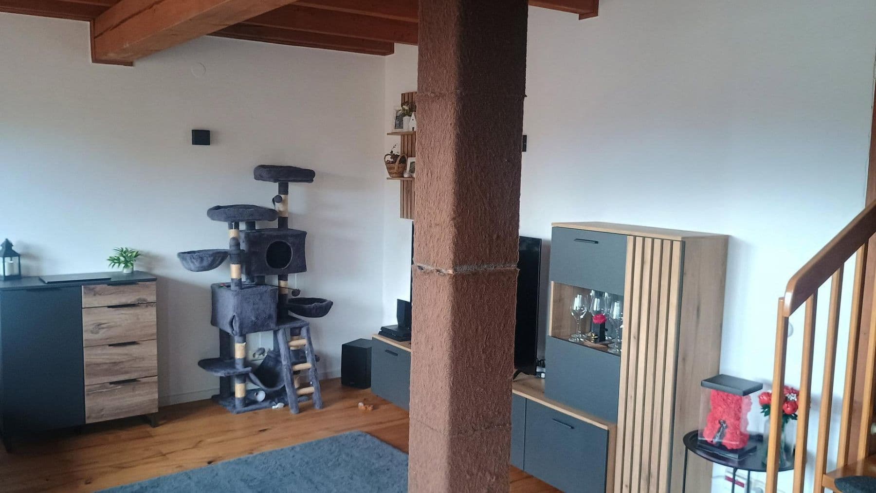 Prenájom bytu 3-izbový 110 m², Kreuzstr. 3A, Rinteln, Dolné Sasko Prenájom bytu 3-izbový 110 m², Kreuzstr. 3A, Rinteln, Dolné Sasko
