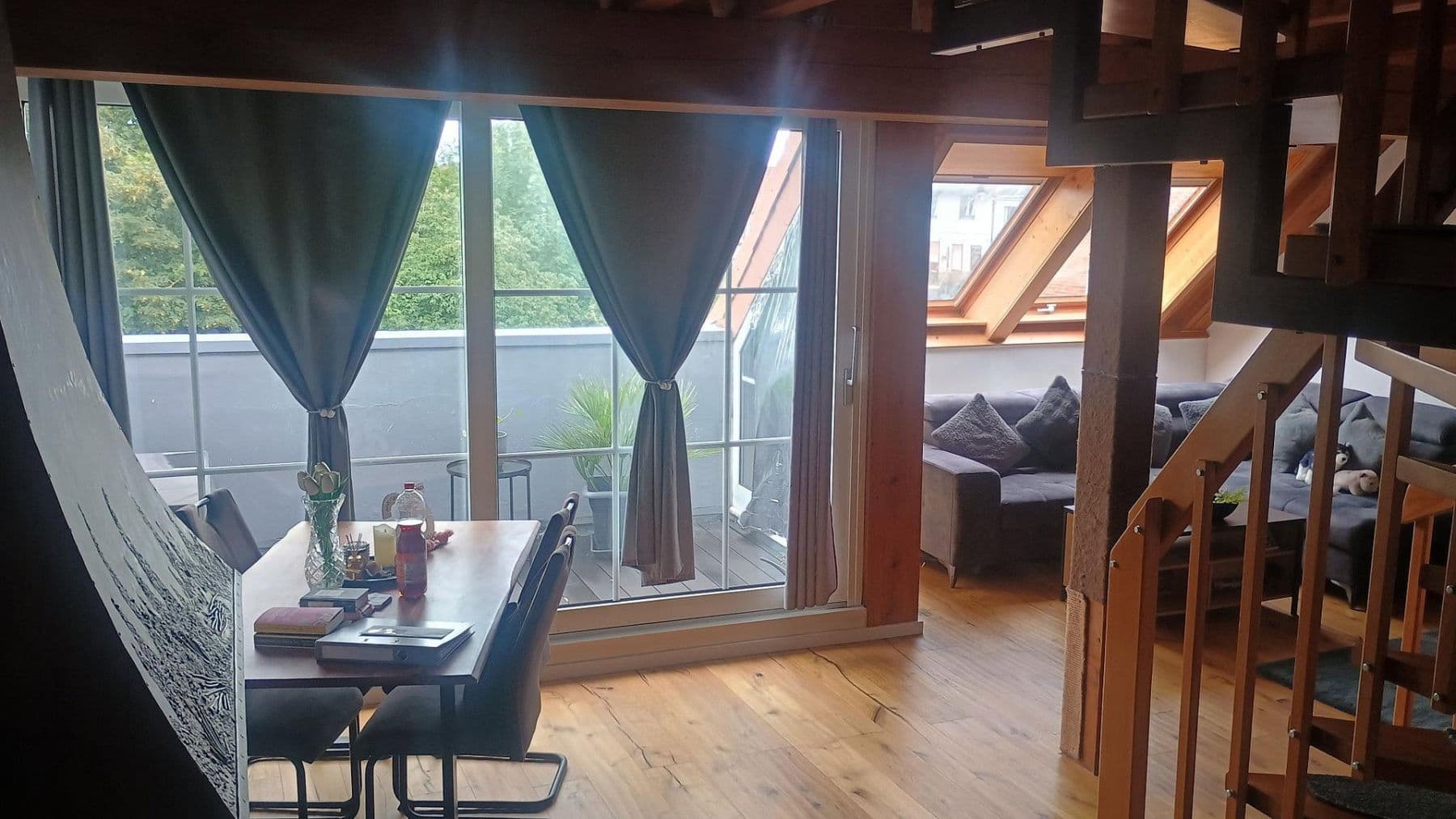 Prenájom bytu 3-izbový 110 m², Kreuzstr. 3A, Rinteln, Dolné Sasko Prenájom bytu 3-izbový 110 m², Kreuzstr. 3A, Rinteln, Dolné Sasko