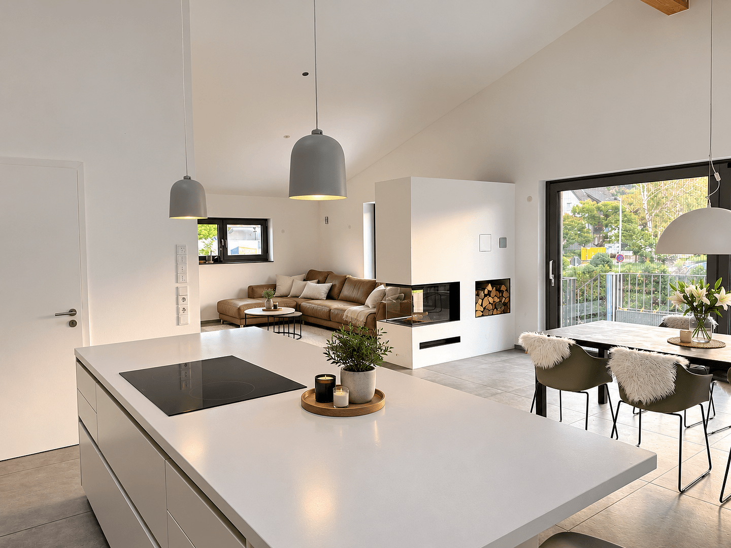 Predaj domu 280 m², pozemok 450 m², Tannenstrasse 14, Seeheim-Jugenheim, Hesensko Predaj domu 280 m², pozemok 450 m², Tannenstrasse 14, Seeheim-Jugenheim, Hesensko