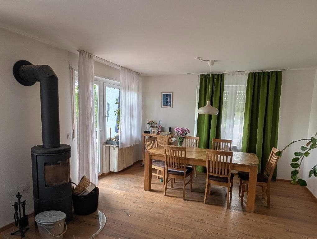 Predaj domu 200 m², pozemok 685 m², Heuchelbergstr. 23, Pfaffenhofen, Bádensko-Wurttembersko Predaj domu 200 m², pozemok 685 m², Heuchelbergstr. 23, Pfaffenhofen, Bádensko-Wurttembersko