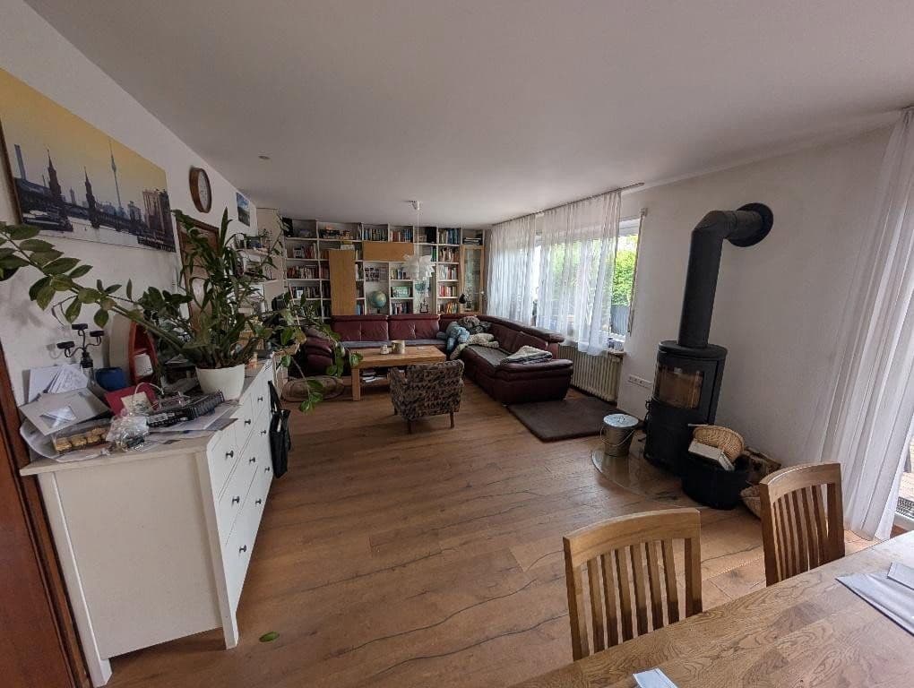 Predaj domu 200 m², pozemok 685 m², Heuchelbergstr. 23, Pfaffenhofen, Bádensko-Wurttembersko Predaj domu 200 m², pozemok 685 m², Heuchelbergstr. 23, Pfaffenhofen, Bádensko-Wurttembersko