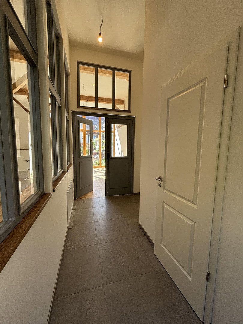 Prenájom bytu 3-izbový 133 m², Niefern-Öschelbronn, Bádensko-Wurttembersko Prenájom bytu 3-izbový 133 m², Niefern-Öschelbronn, Bádensko-Wurttembersko