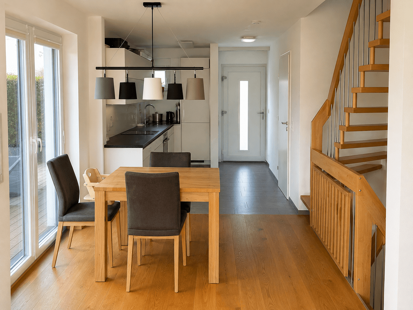 Predaj domu 115 m², pozemok 285 m², Priener Straße 46, Eggstätt, Bavorsko Predaj domu 115 m², pozemok 285 m², Priener Straße 46, Eggstätt, Bavorsko