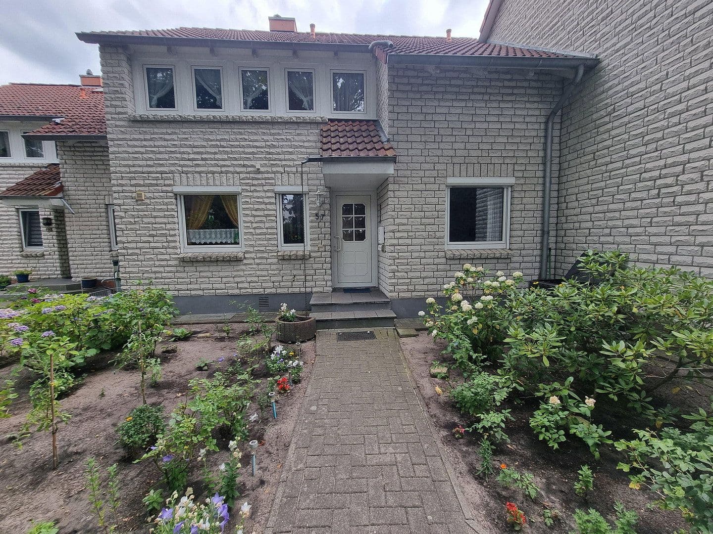 Predaj domu 110 m², pozemok 313 m², Gifhorn, Dolné Sasko Predaj domu 110 m², pozemok 313 m², Gifhorn, Dolné Sasko
