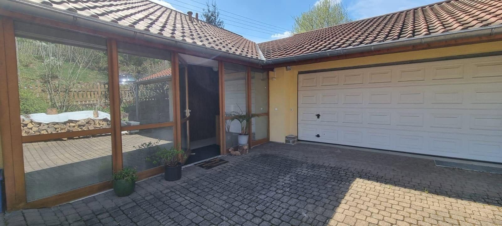 Predaj domu 160 m², pozemok 1.093 m², Bannholzstr. 17, Heiligkreuzsteinach, Bádensko-Wurttembersko Predaj domu 160 m², pozemok 1.093 m², Bannholzstr. 17, Heiligkreuzsteinach, Bádensko-Wurttembersko