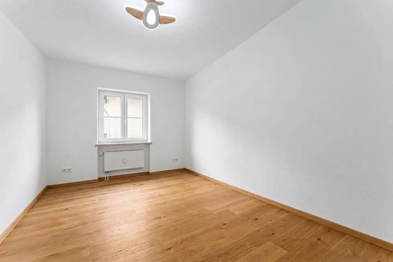 Predaj bytu 5-izbový 109 m², Germaringen, Bavorsko Predaj bytu 5-izbový 109 m², Germaringen, Bavorsko
