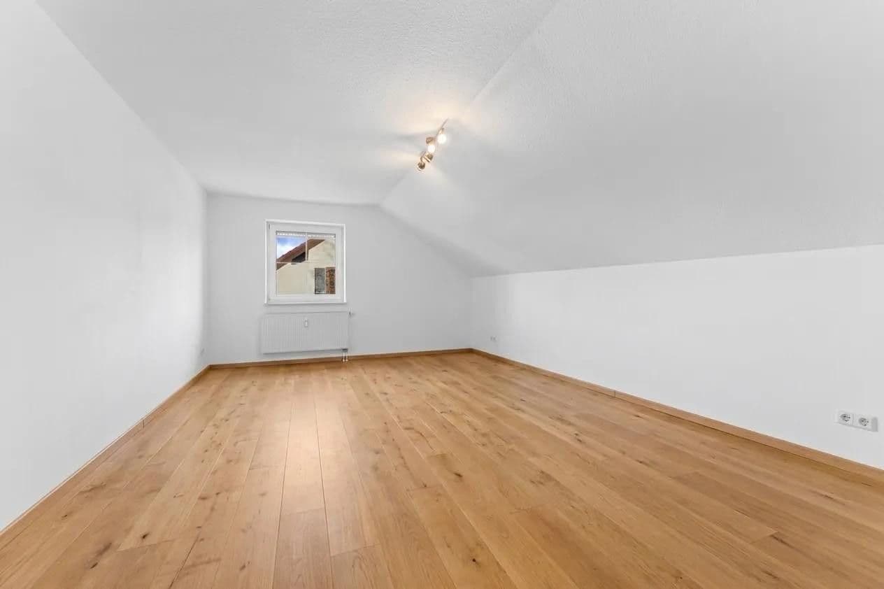 Predaj bytu 5-izbový 109 m², Germaringen, Bavorsko Predaj bytu 5-izbový 109 m², Germaringen, Bavorsko