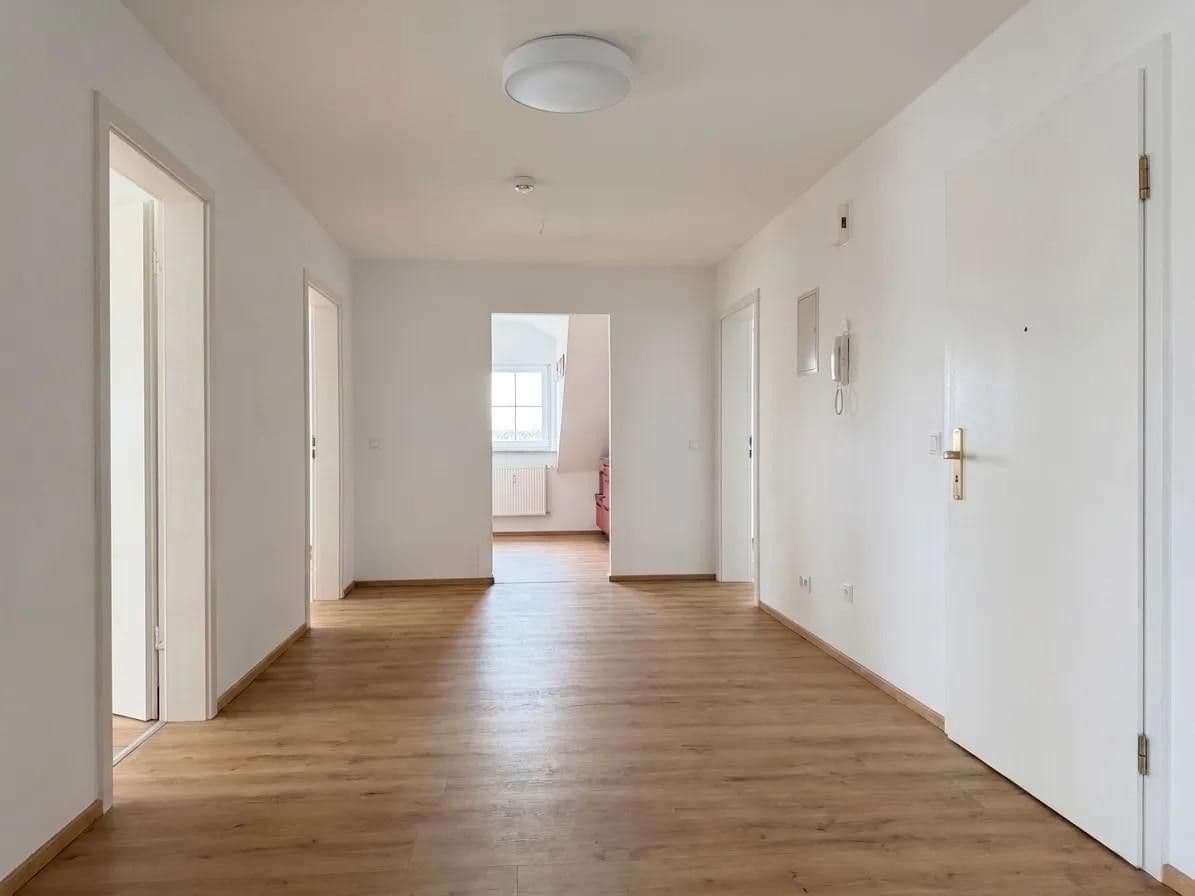 Predaj bytu 5-izbový 109 m², Germaringen, Bavorsko Predaj bytu 5-izbový 109 m², Germaringen, Bavorsko