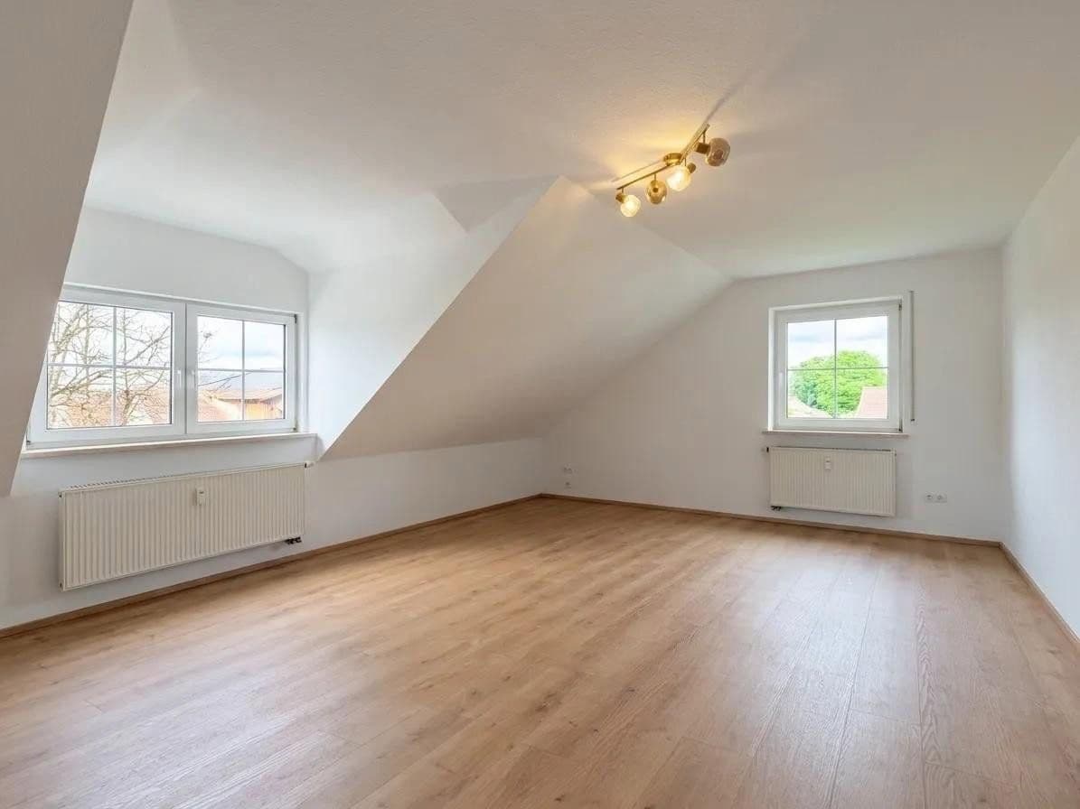 Predaj bytu 5-izbový 109 m², Germaringen, Bavorsko Predaj bytu 5-izbový 109 m², Germaringen, Bavorsko