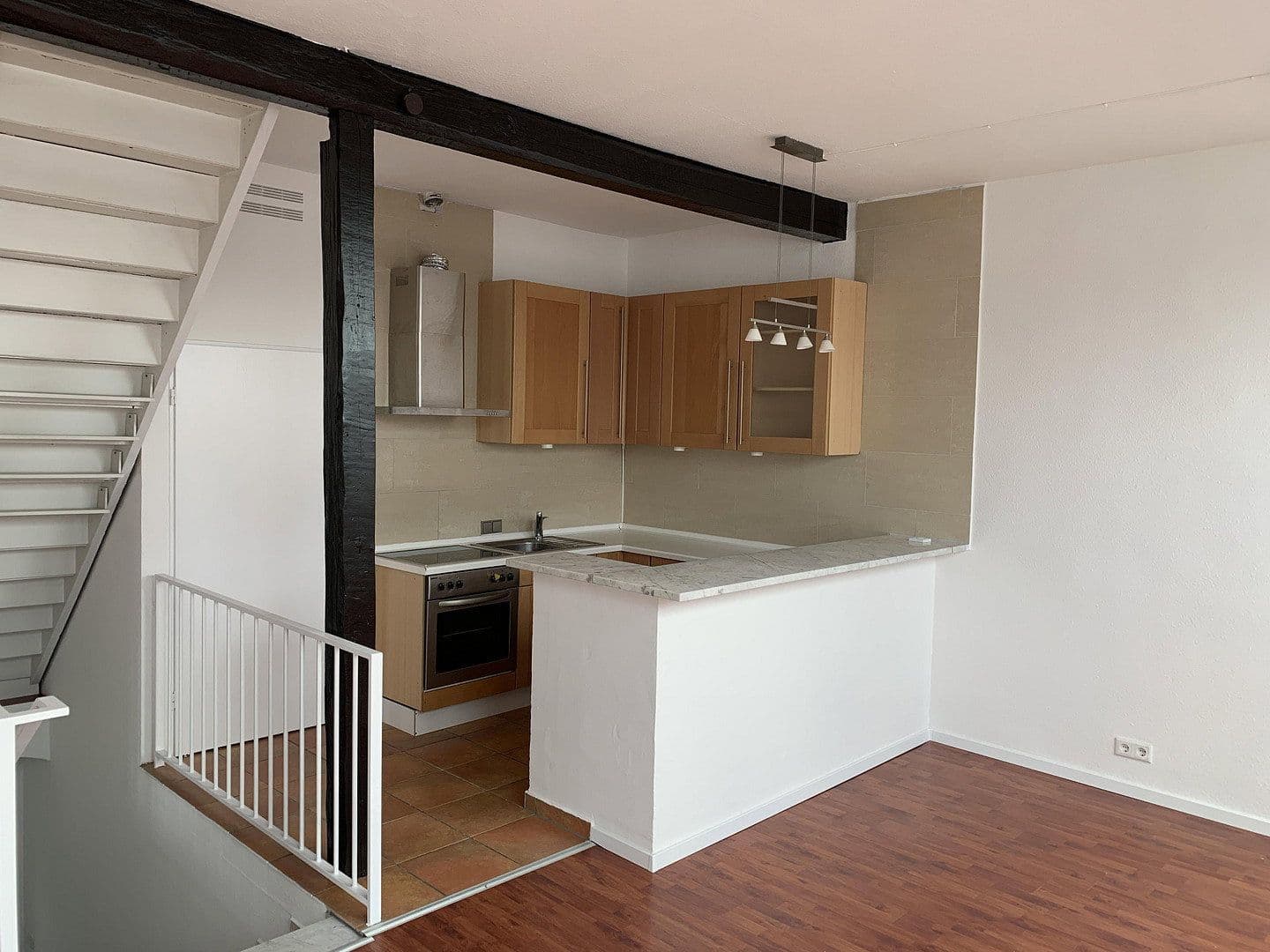 Prenájom bytu 4-izbový 92 m², Burscheider Str. 106b, Leverkusen, Severné Porýnie - Westfálsko Prenájom bytu 4-izbový 92 m², Burscheider Str. 106b, Leverkusen, Severné Porýnie - Westfálsko
